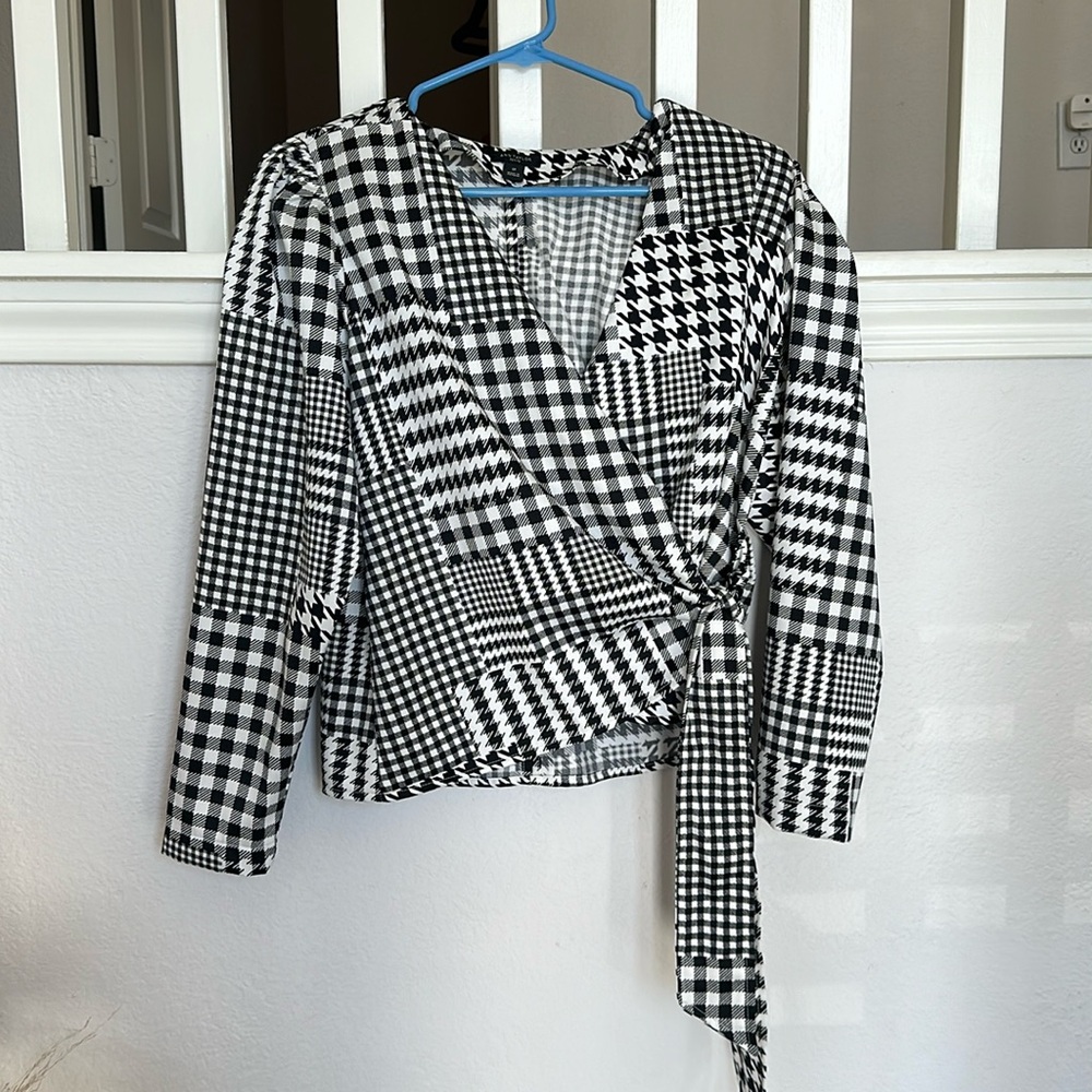 Plaid Puff Sleeve Wrap Top